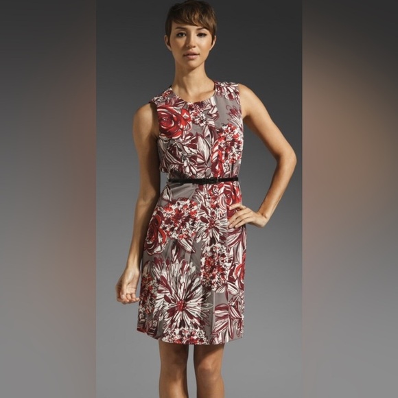 Trina Turk Spellbound Floral Haze Silky Shift Red Gray Dress Plus Size 14 - Picture 1 of 7